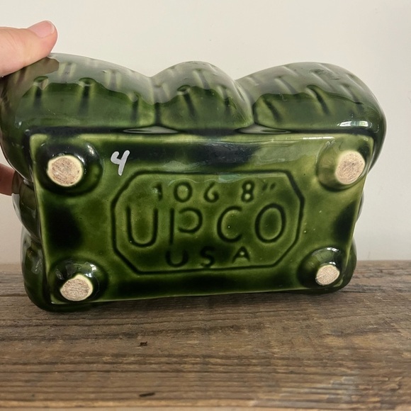 UPCO Vintage Pottery Planter - Picture 2 of 4